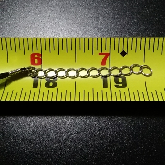 3/$50💎 Shell Necklace - Picture 4 of 5